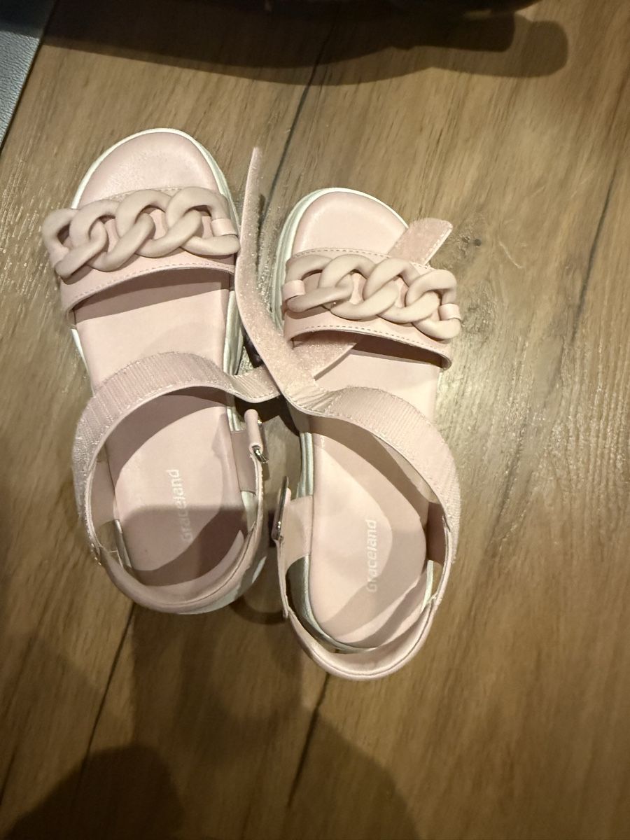 Scarpe per ragazze: Sandalen – Nuovo (secondo la descrizione) da Rupperswil venduto da ConradD