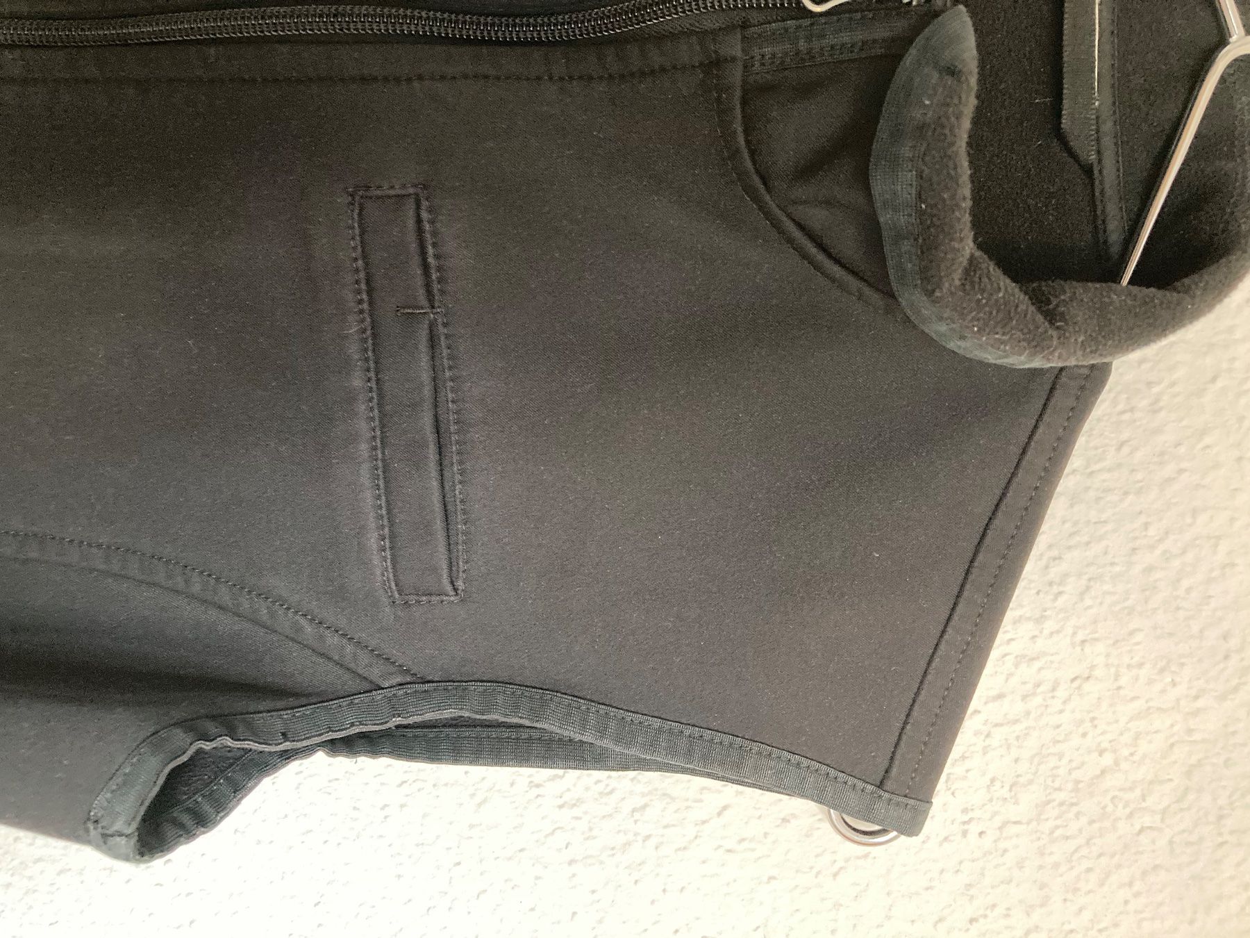 Gilet & Giacche senza maniche: Damengilet schwarz – Usato da Zürich venduto da julia_le 1