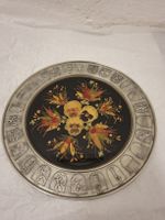 Wandteller mit Blumen und Schweiz Wappen, 