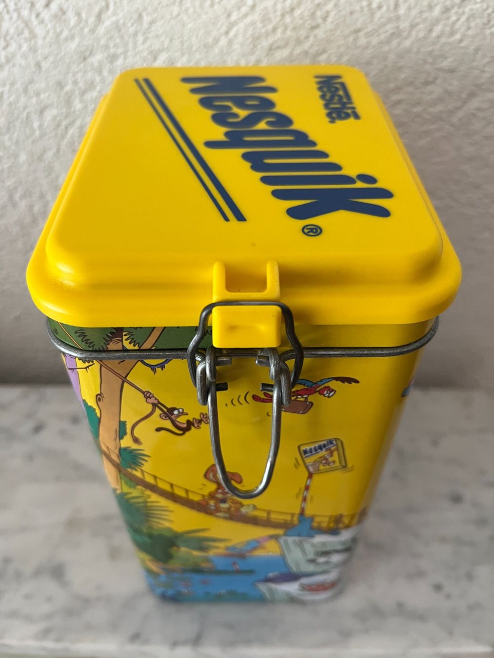 Pots: Blechdose Nesquik – D'occasion à Lützelflüh-Goldb par Fresu8 7