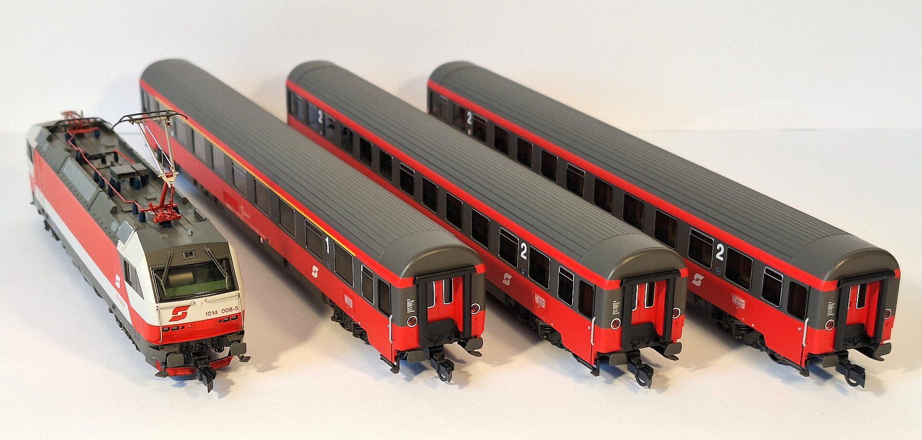 Piko Modellini di ferrovie: ÖBB 1014 mit Eurofimawagen – Usato da Bern venduto da BahnliebhaberRe420 7