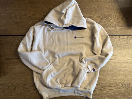 Champion Kapuzenpullover beige mit Logo guter Zustand
