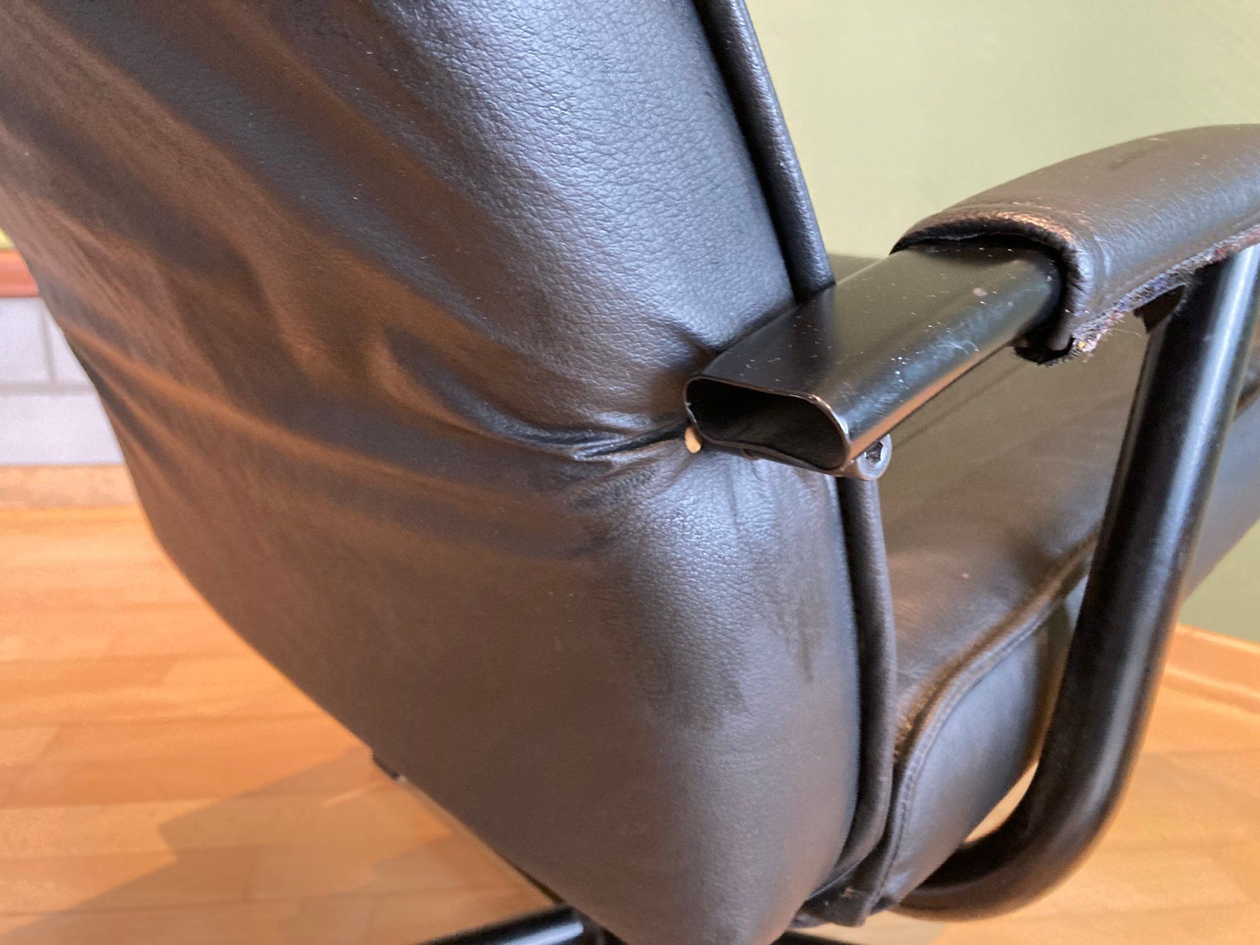Poltrone: Ledersessel / Relax-Sessel in Echtleder – Usato da Remigen venduto da Murumuru 5