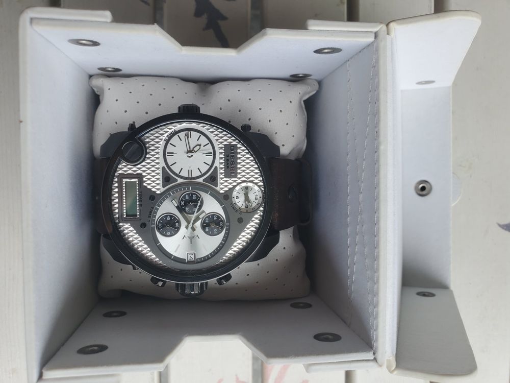 Diesel Herrenuhr Big Daddy Chronograph Edelstahl 3