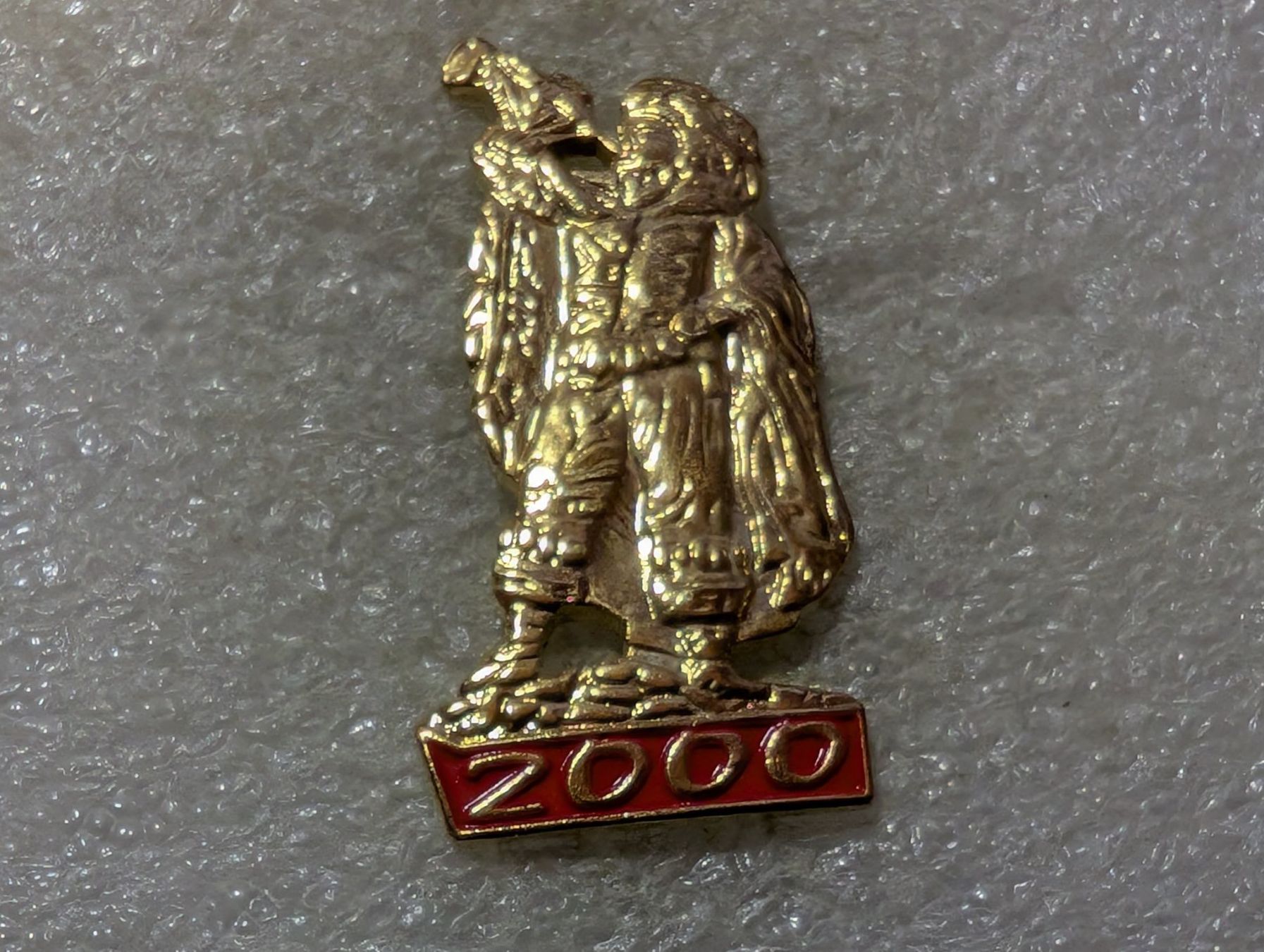 Placchette & Badge: Ansteckpin 173: 2000 – Usato da Oppligen venduto da Pin-Fall-Shop