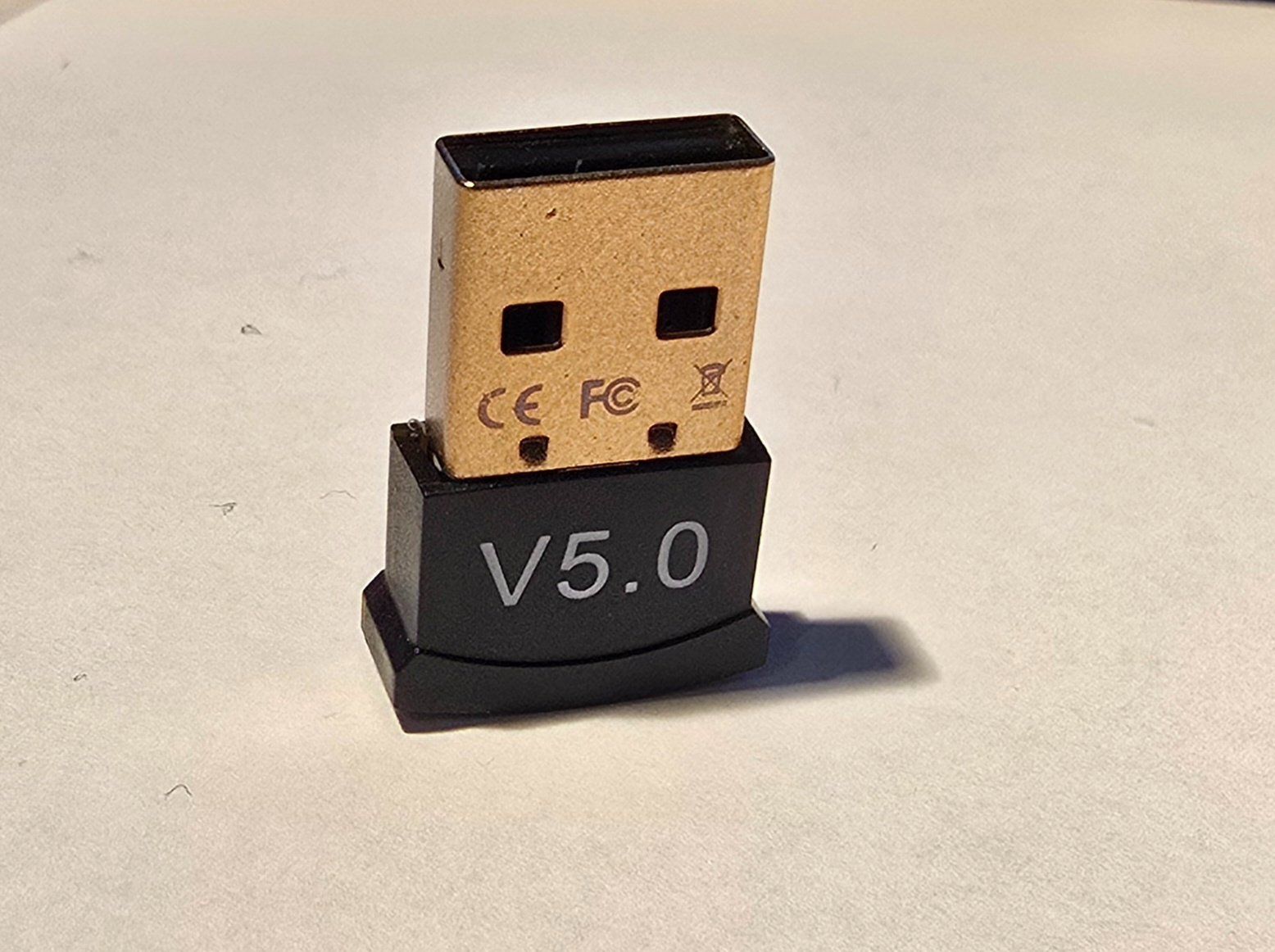 Laufwerke & Adapter: USB Bluetooth 5.0 Adapter – Neu und originalverpackt aus Diepoldsau von zongg.ch 2