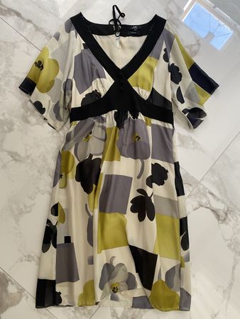 Luftiges Sommerkleid Gr. S (100% Seide) 