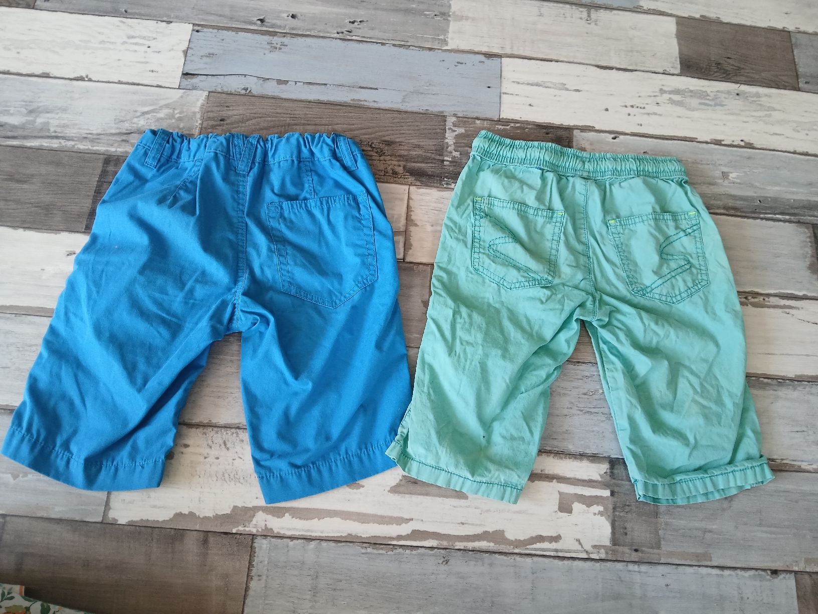 Lotti & Set di vestiti: 122 Sommer Shorts Set Wal Junge Paket lot – Usato da Sevelen venduto da boutiquenounou 1