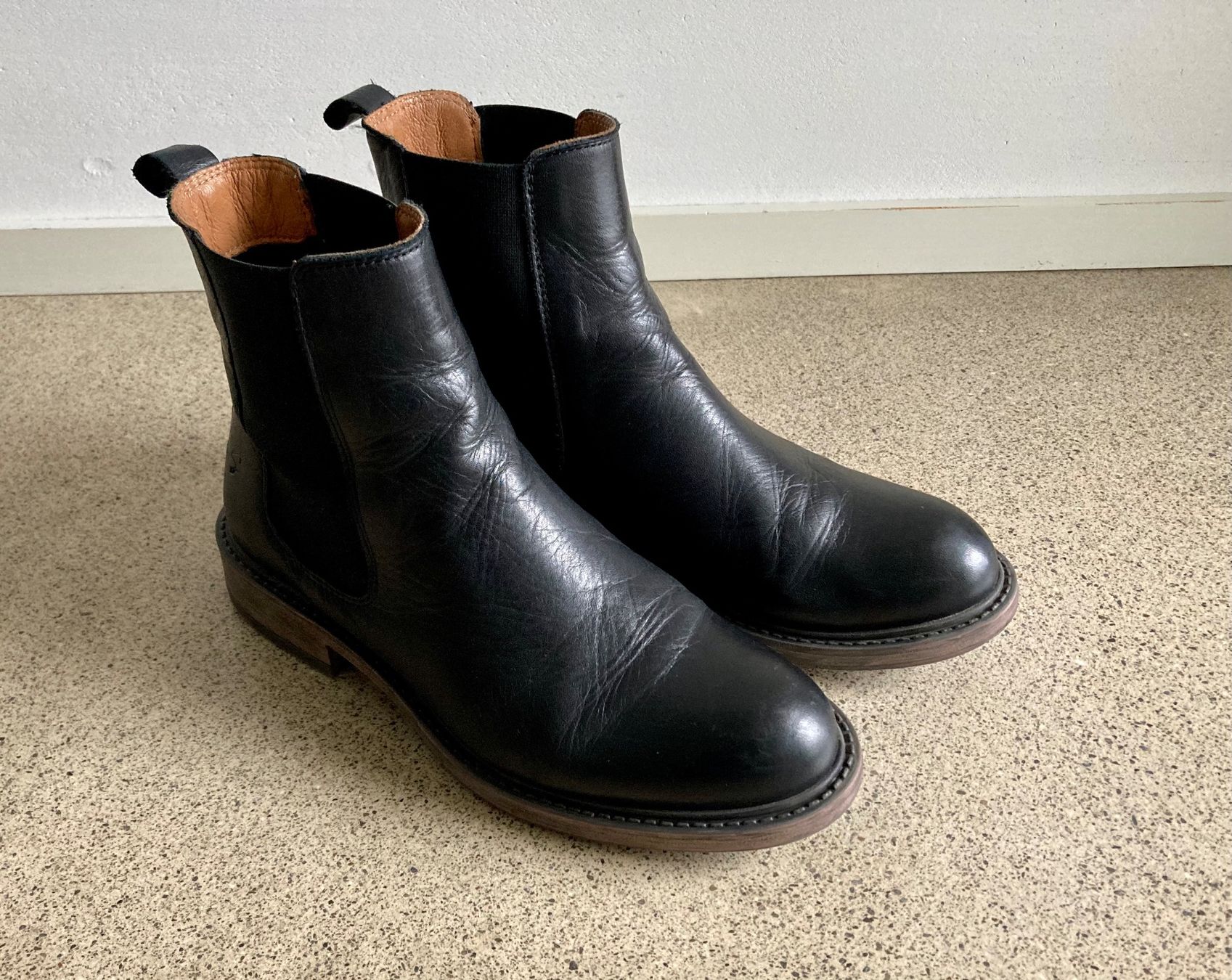 Scarpe da donna: Schwarze Chelsea Boots – Usato da Biberstein venduto da funke02