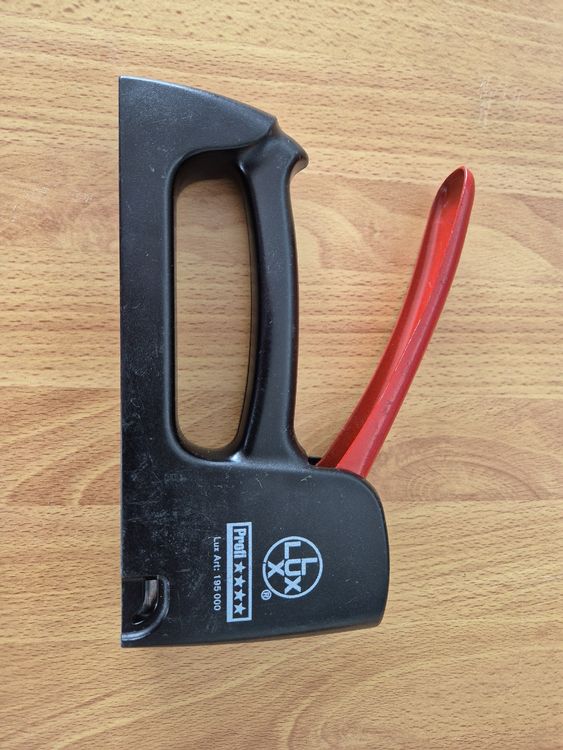 Profi Tacker Lux Art: 195.000 (Gebraucht) in Samedan für CHF 5 – mit ...