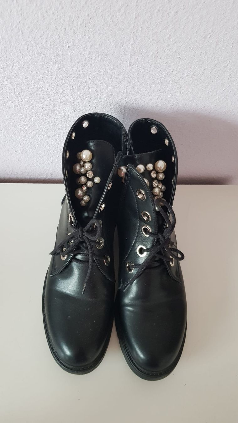 Scarpe da donna: Bottines noires à perles pointure 40 – Nuovo (secondo la descrizione) da Versoix venduto da aline_b 1