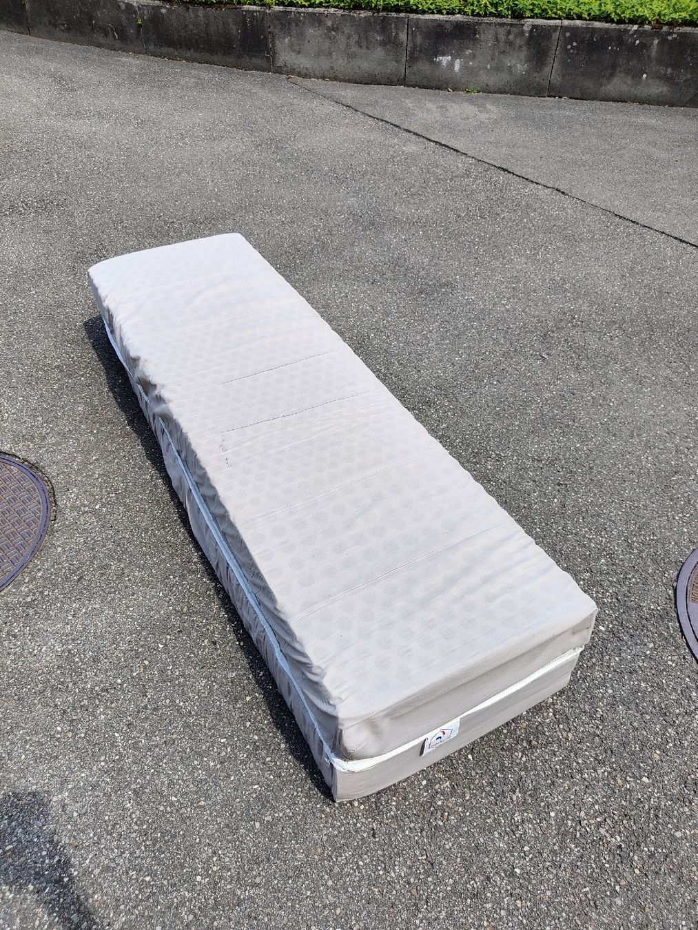 Matelas: Matratze 120x190 klappbar – D'occasion à Steffisburg par kistlerst 1
