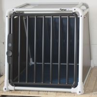 4Pets Eco 3 S, 68 x 73 x 67 cm, Dach 66 x 37 cm. LIEFERUNG