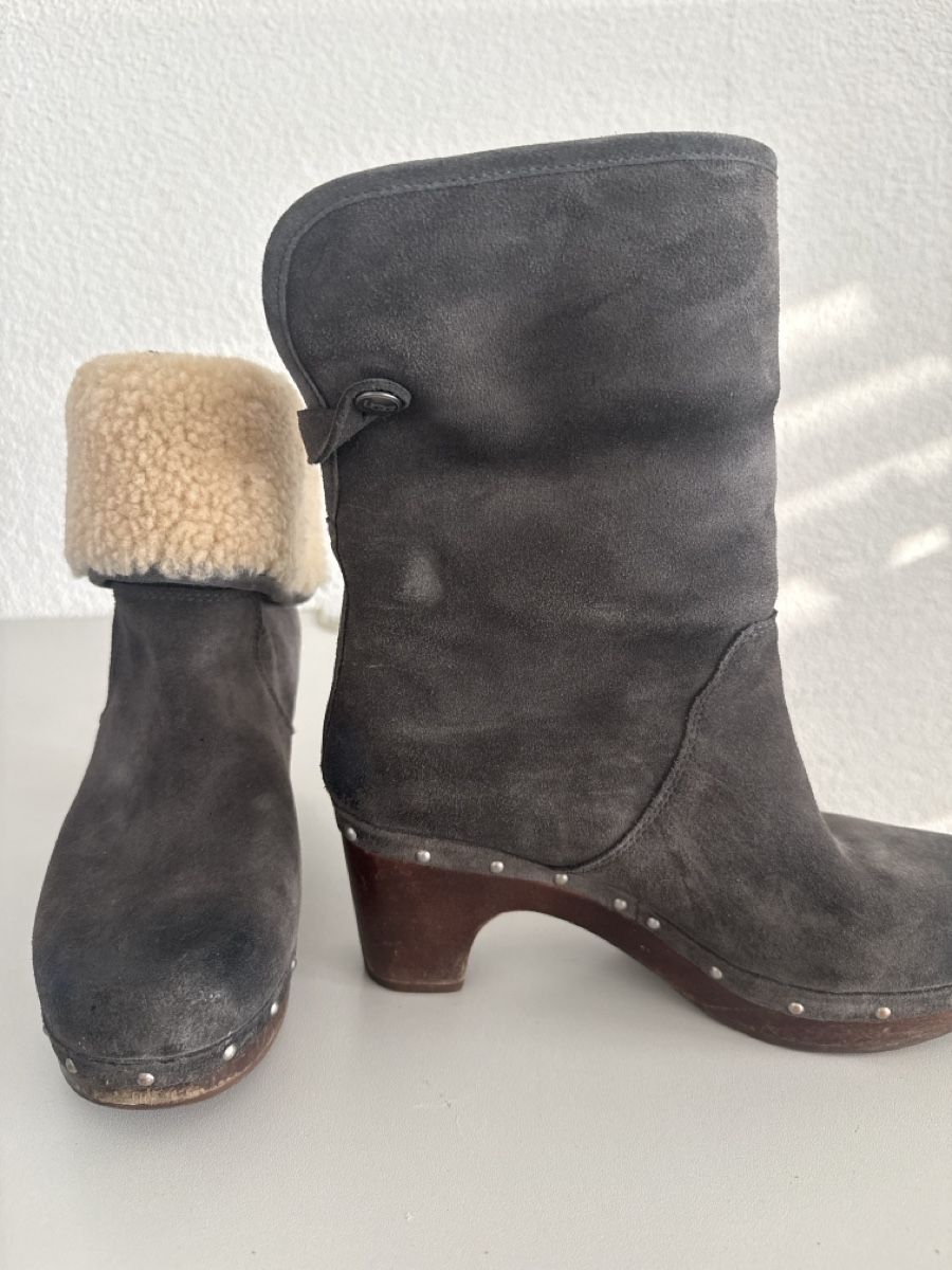 Ugg Damenschuhe: Stiefeletten UGG Wildleder Lammfell grau Grösse 37 – Gebraucht aus Rümlang von Alfrun1984 2