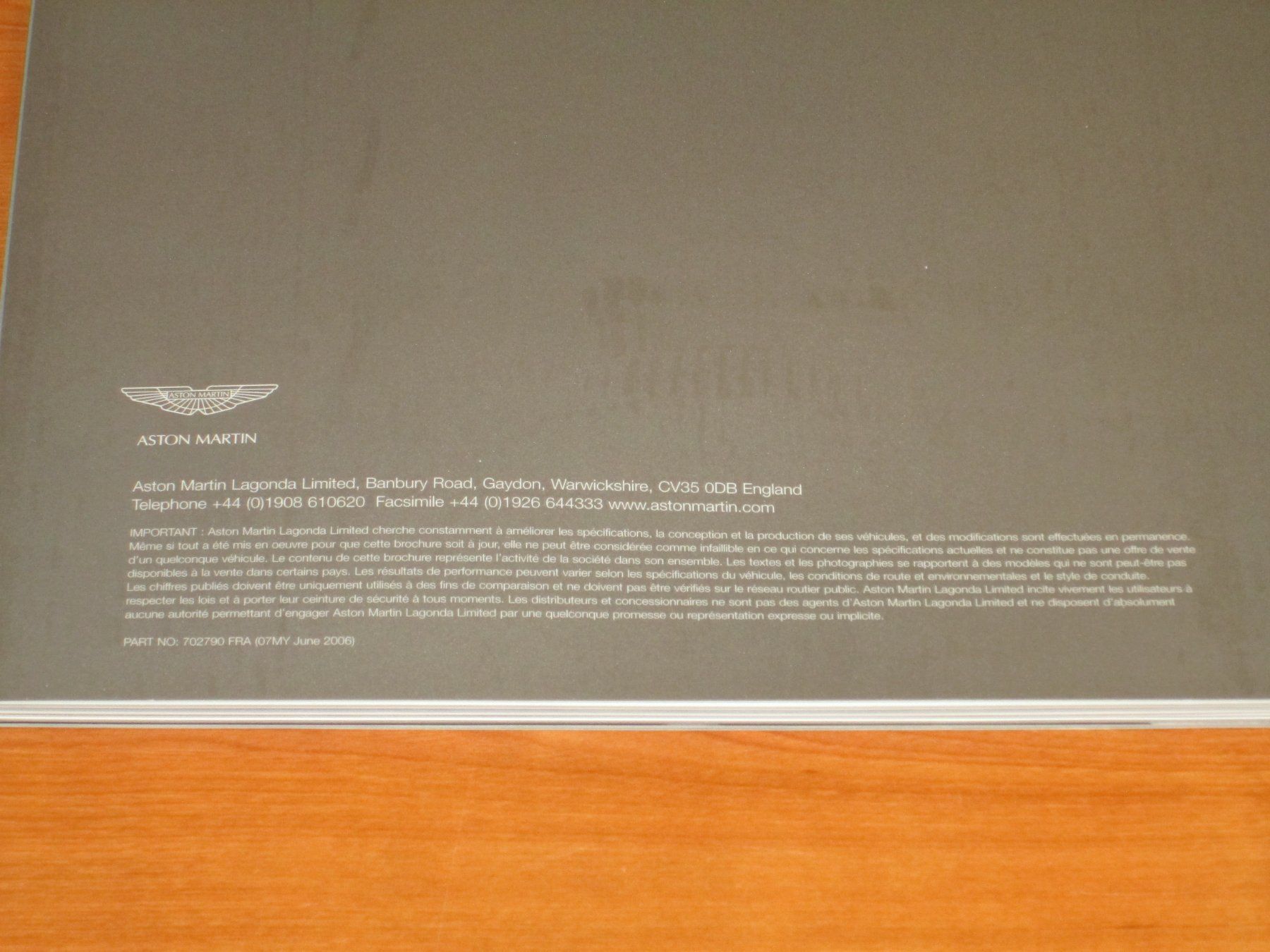 Aston Martin Documenti: Catalogue Aston-Martin DB9 – Nuovo e nell'imballaggio originale da Bonfol venduto da zagato43e 3