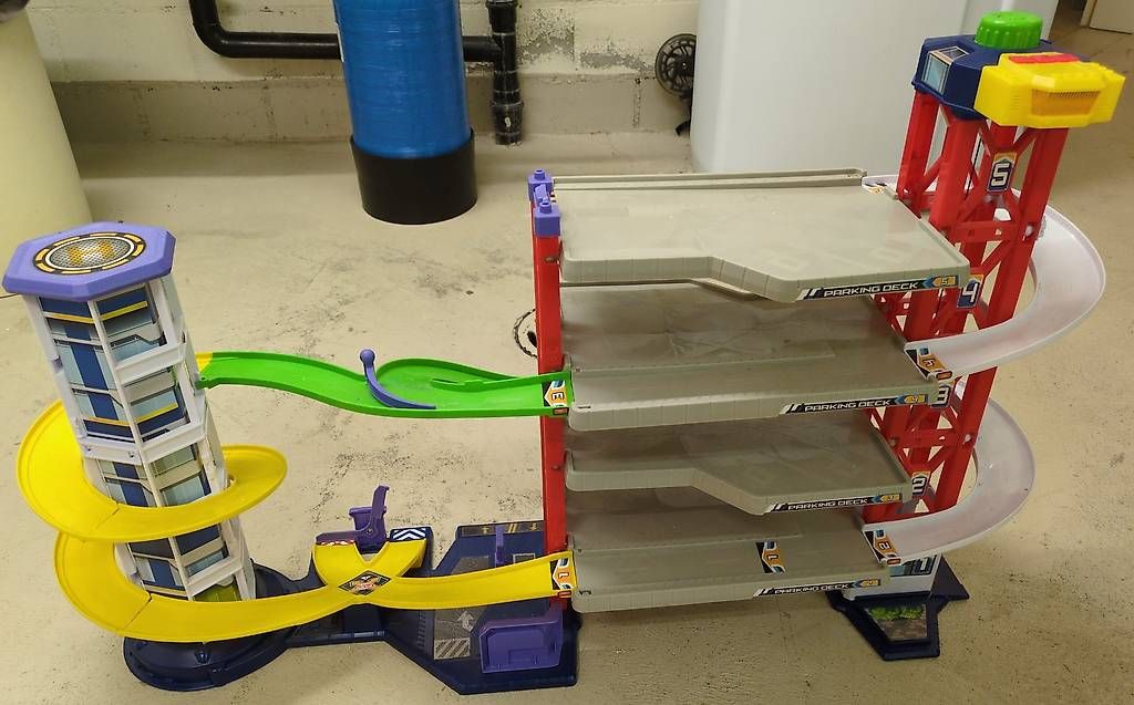 Giocattoli: Spiel Parkgarage – Usato da Embrach venduto da Vza 3