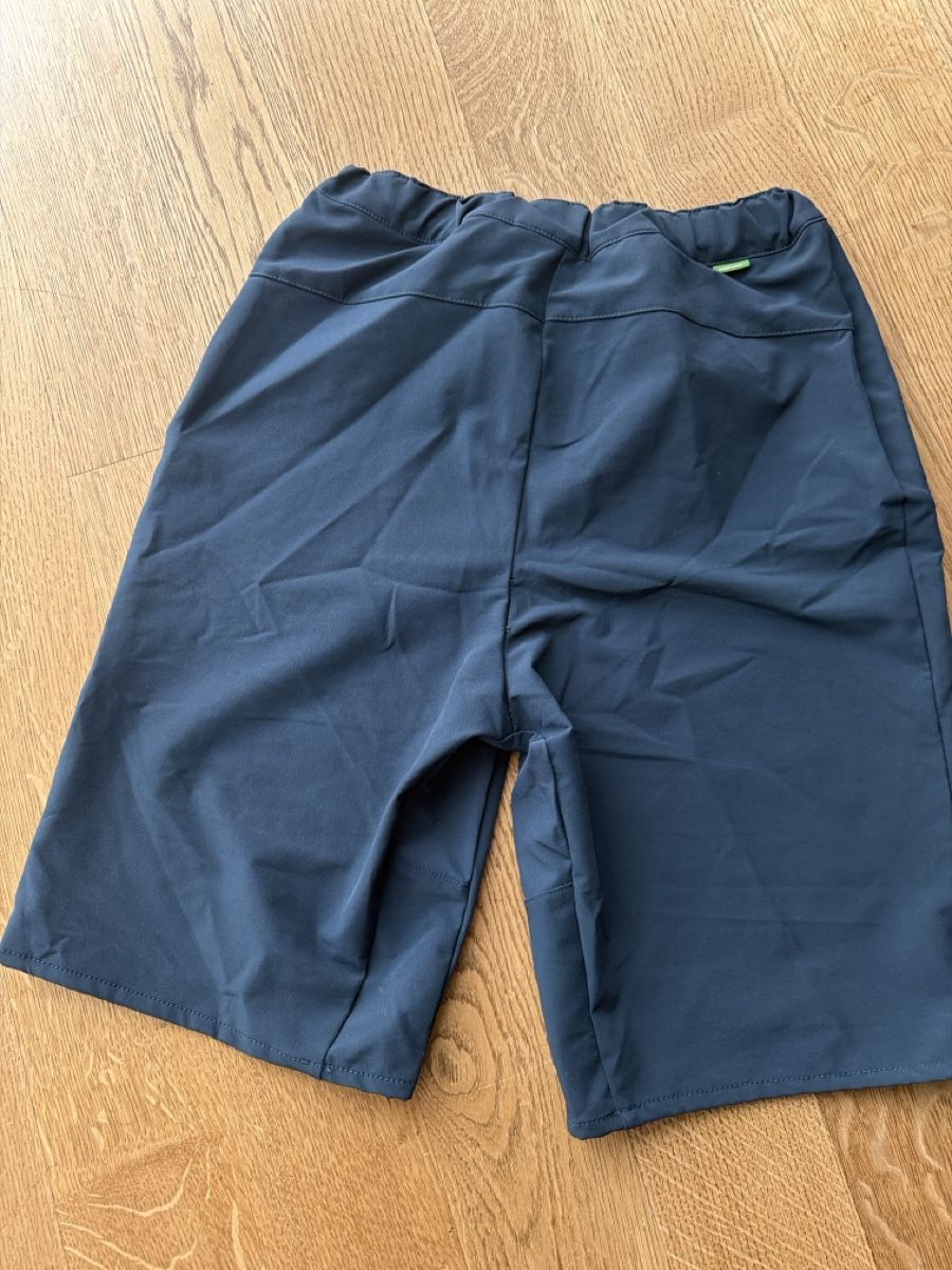 Vaude Pantaloni: Tolle Vaude Shorts, Größe 158/164 – Usato da Zug venduto da kam_m856 1