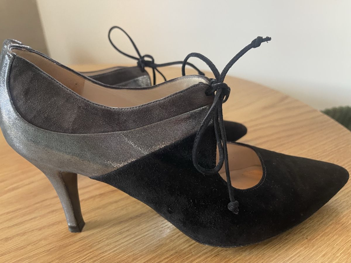 Kaiser Scarpe da donna: Pumps, Schwarz-Silber von Peter Kaiser – Usato da Maur venduto da Bluesan