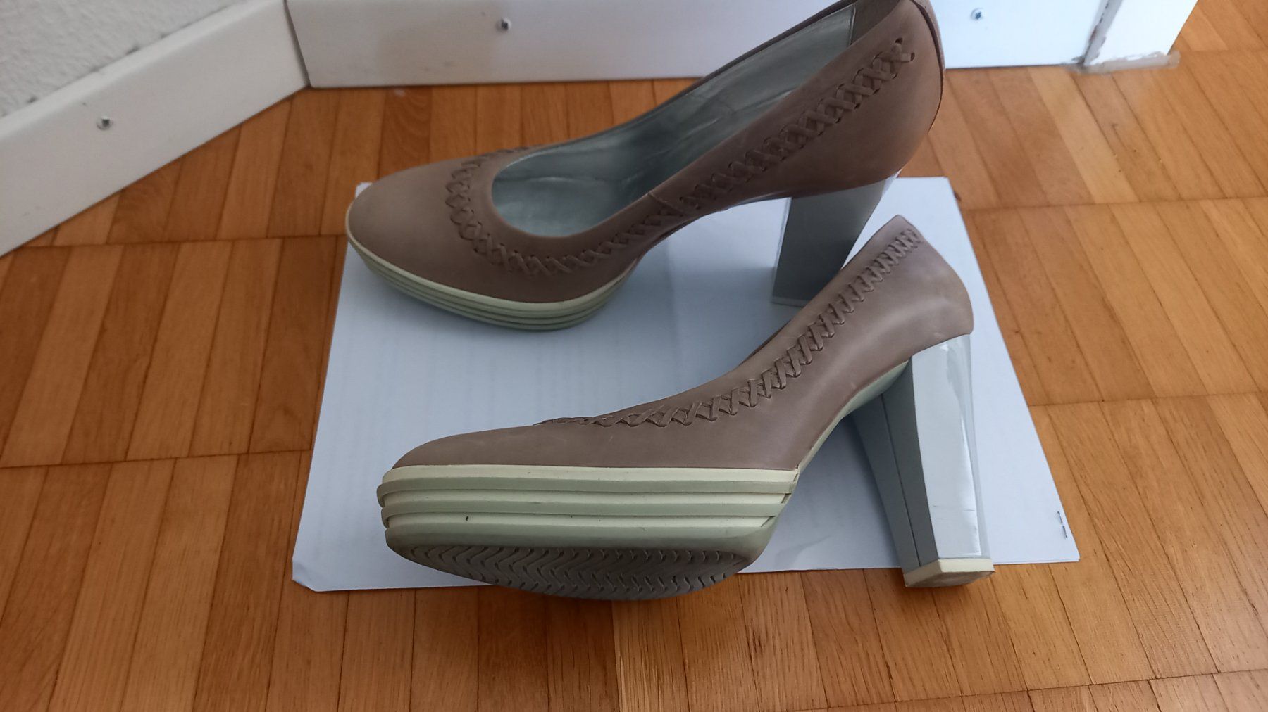 Hogan Scarpe da donna: Plateauschuhe – Usato da Zug venduto da Japan2 2