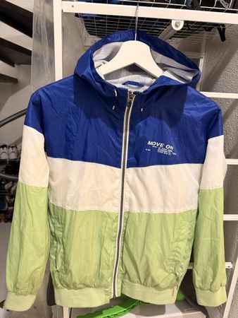 Kinder-Wind / Regenjacke Reserved Gr. 140 guter Zustand