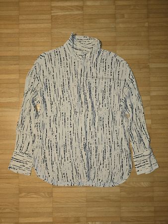 Coole Sommerbluse mit Muster, Grösse S, ungetragen