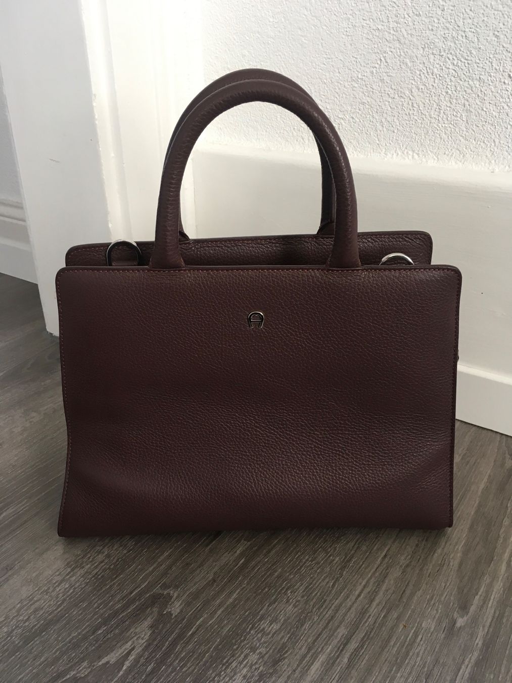 Aigner Borse da donna: Aigner Handtasche NEU – Nuovo e nell'imballaggio originale da Frenkendorf venduto da klourenco 2