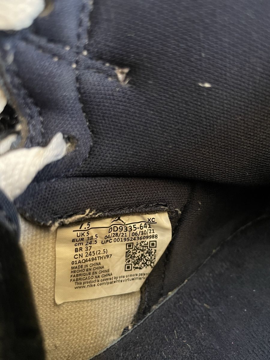 Nike Scarpe da donna: Nike Air Jordan 1 High Bubble Gum – Nuovo (secondo la descrizione) da Jona venduto da liv_kjr6 6