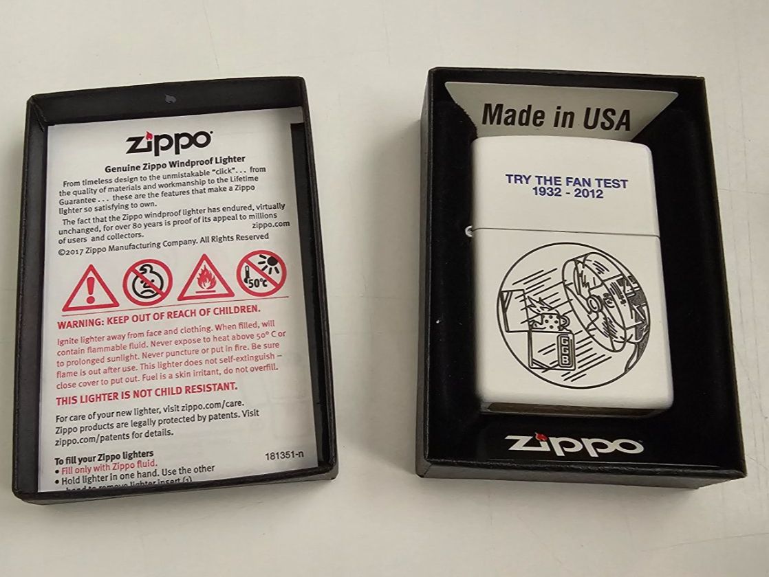 Zippo Feuerzeuge: Zippo Weiss 2014 – Neu und originalverpackt aus Waldenburg von bur_kvf7