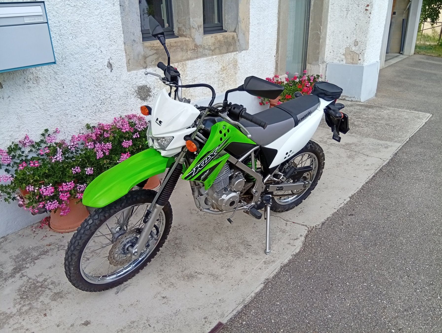 Kawasaki Enduro: Kawasaki KLX 125 – Usato da La Chaux-de-Fonds venduto da agusta03