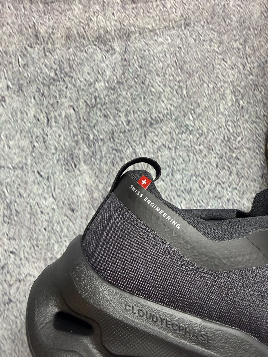 On Scarpe da uomo: On Running CloudTec Phase Sneaker schwarz – Nuovo e nell'imballaggio originale da Luzern venduto da 041Vintage 1