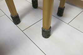 Stuhlsocken / 1 Set = 4 Stück / gehäkelt
