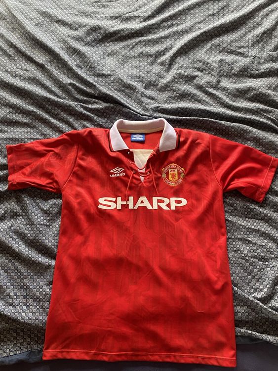 Maillot de Manchester United 1994 signé par Eric Cantona