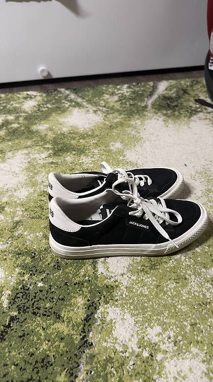 Herrenschuhe: Jack & Jones Sneaker  Grösse 41  – Gebraucht aus Pratteln von mer_lkt6