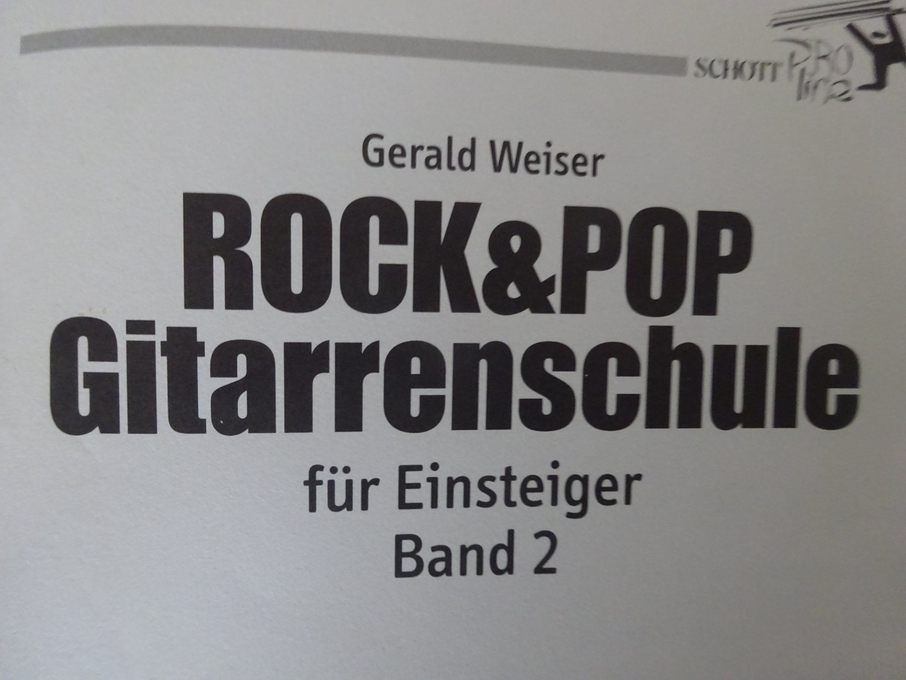 Livres: GITTARREN - SCHULE ** ROCK POP ** PLUS CD – D'occasion à Luzern par xrayspex99