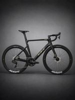 Aero Carbon Road Bike |Shimano 105 Di2 |Mavic COSMIC S 42