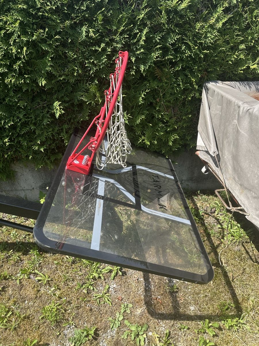 Canestri da basket: Basketballkorb Tarmak B700 Pro – Usato da Ennenda venduto da schueppi 1