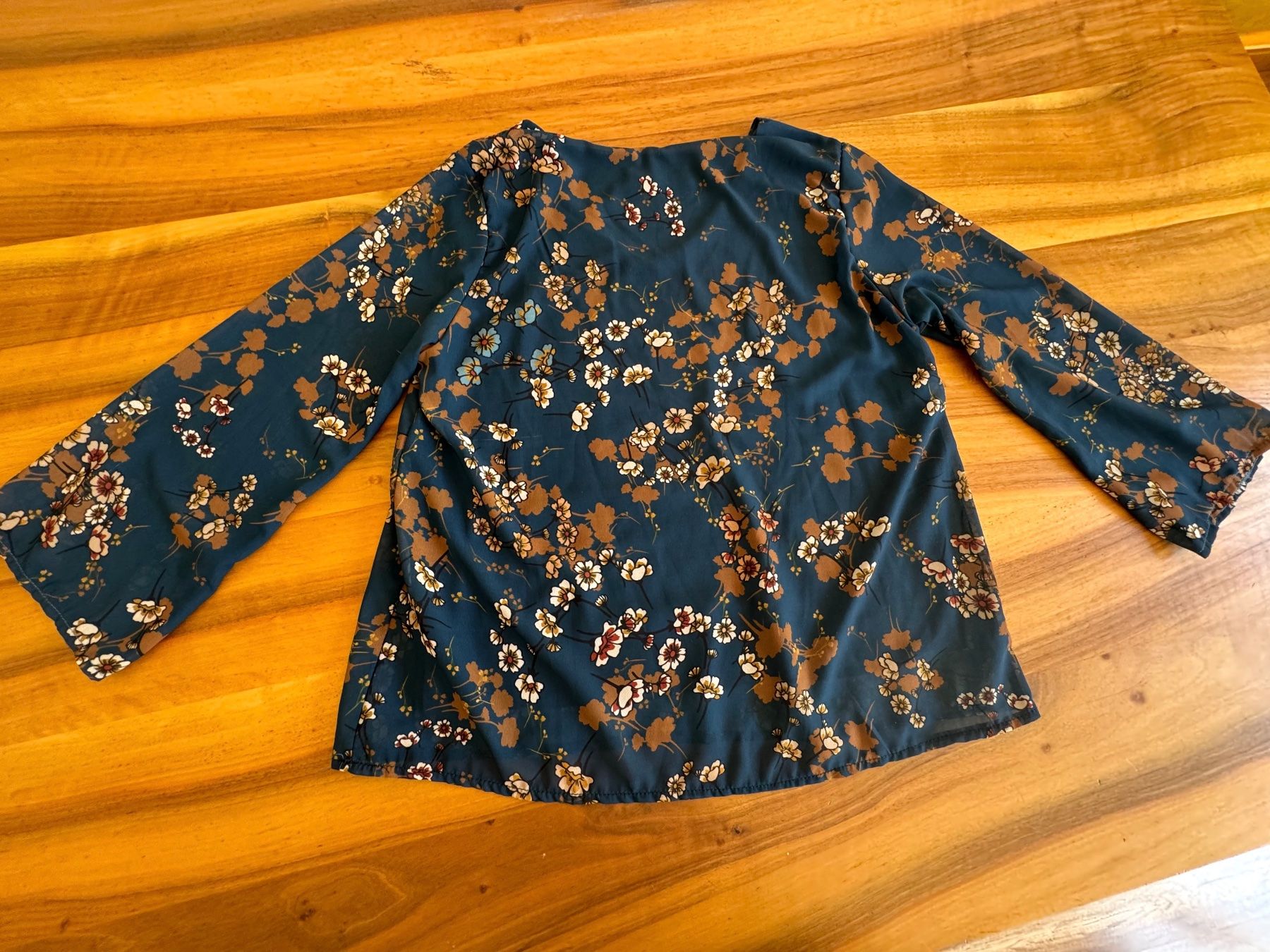Camicette: New Collection Traum Damen-Oberteil Bluse Gr. S – Usato da Meiringen venduto da tonicandgin 4