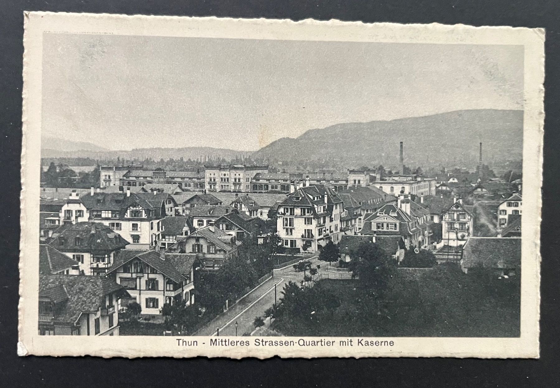 Cartes postales: Thun - Mittleres Strassen-Quartier mit Kaserne, ca. 1930 – D'occasion à Ostermundigen par DaxKarten-75