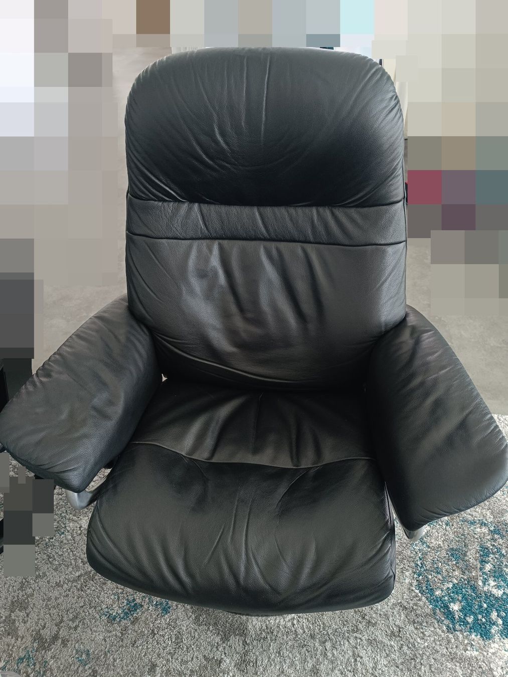 Stressless Fauteuils: Stressless Sessel mit Hocker, schwarzes Leder / Relaxsessel – D'occasion à Bülach par SunniMaro 2