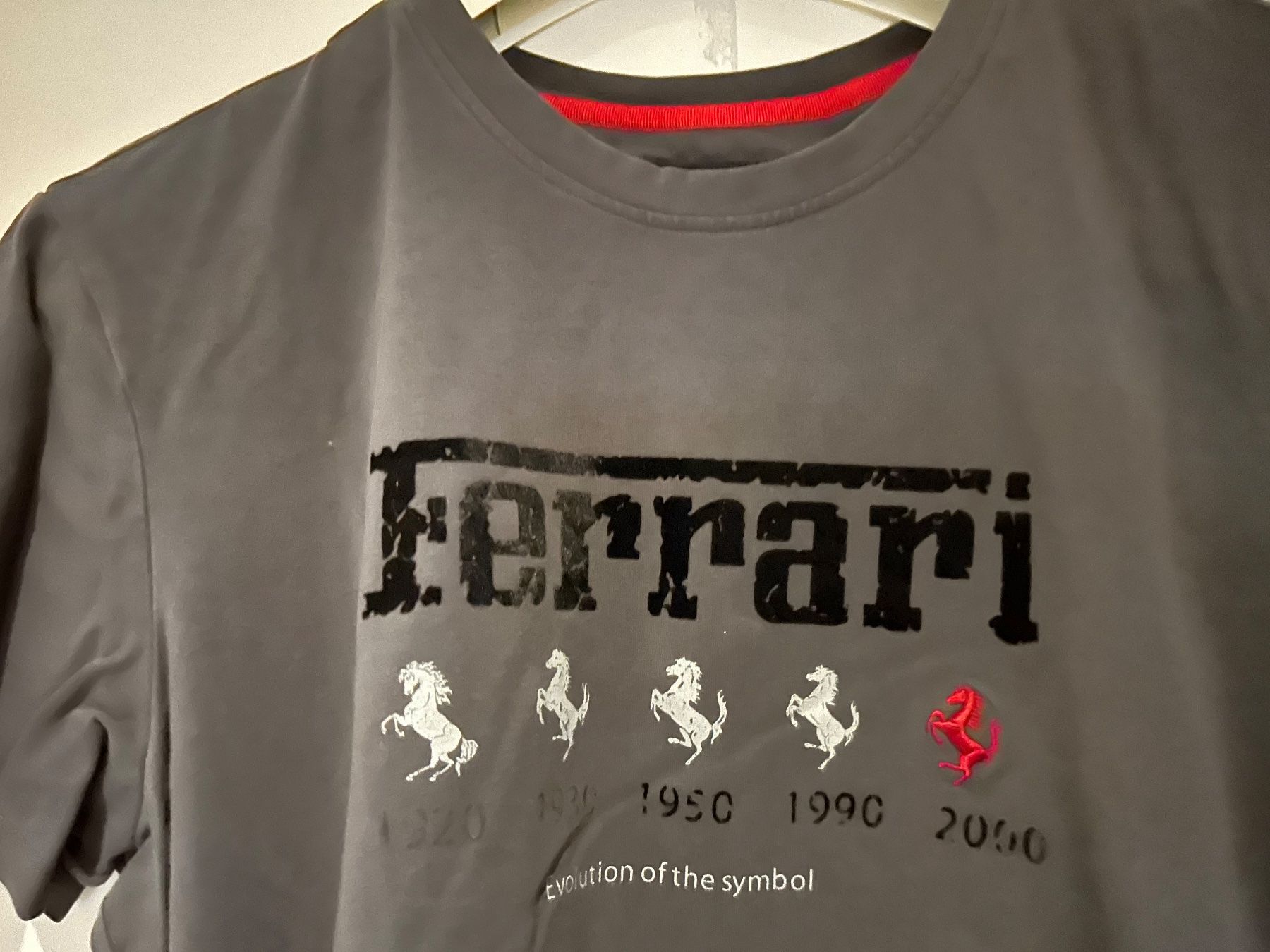 Ferrari T-shirt: Ferrari T-Shirt XL – Usato da Zumikon venduto da Uranus88