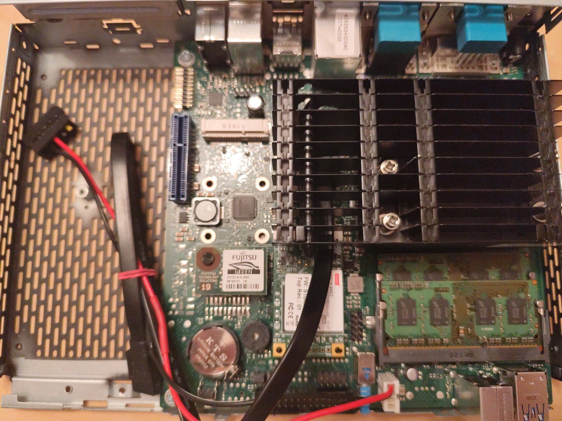 Fujitsu PC: Futro S930 Proxmox Barebone - 4 Core / 8 GB RAM / 64 GB SSD – Usato da Mühlehorn venduto da joh_w7pz 2