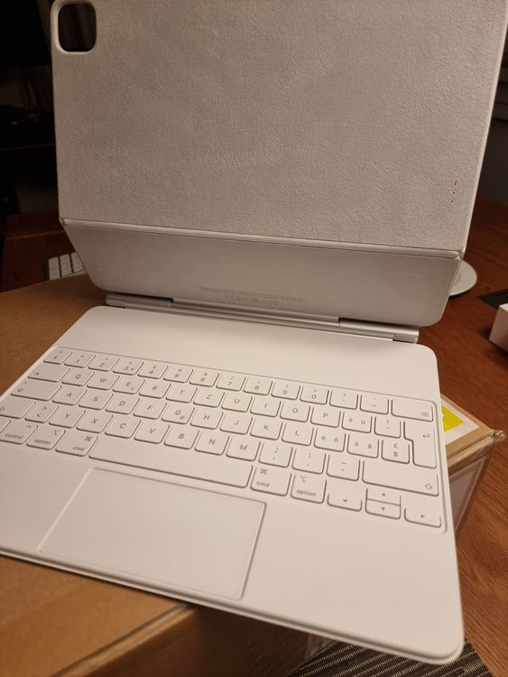 Apple Magic Keyboard ipad Pro 12.9 5th Generation CH weiss Kaufen auf