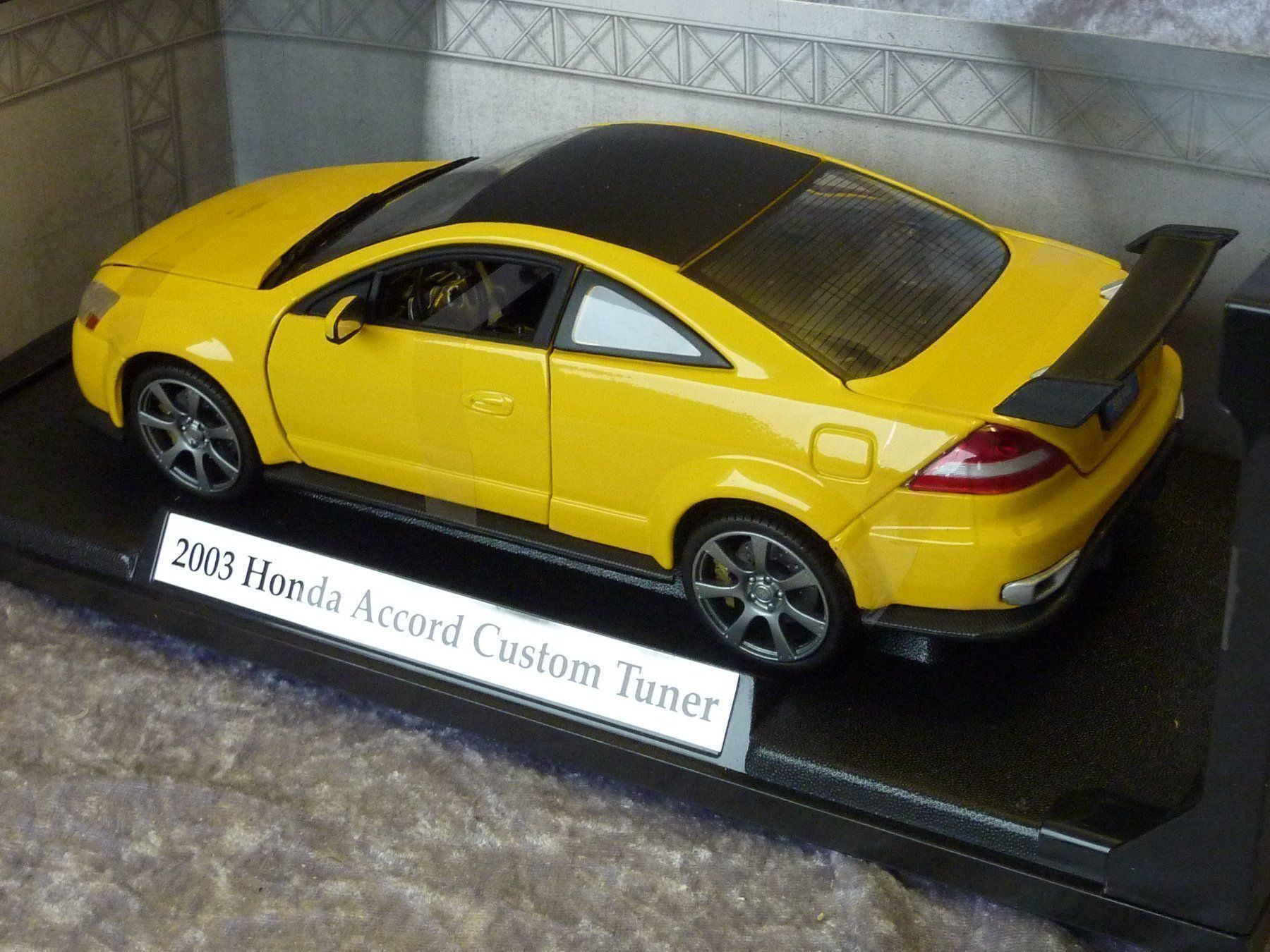 Honda Modellautos: Honda Accord Coupe  1:18 – Neu und originalverpackt aus Dürrenäsch von modellautos4you 2