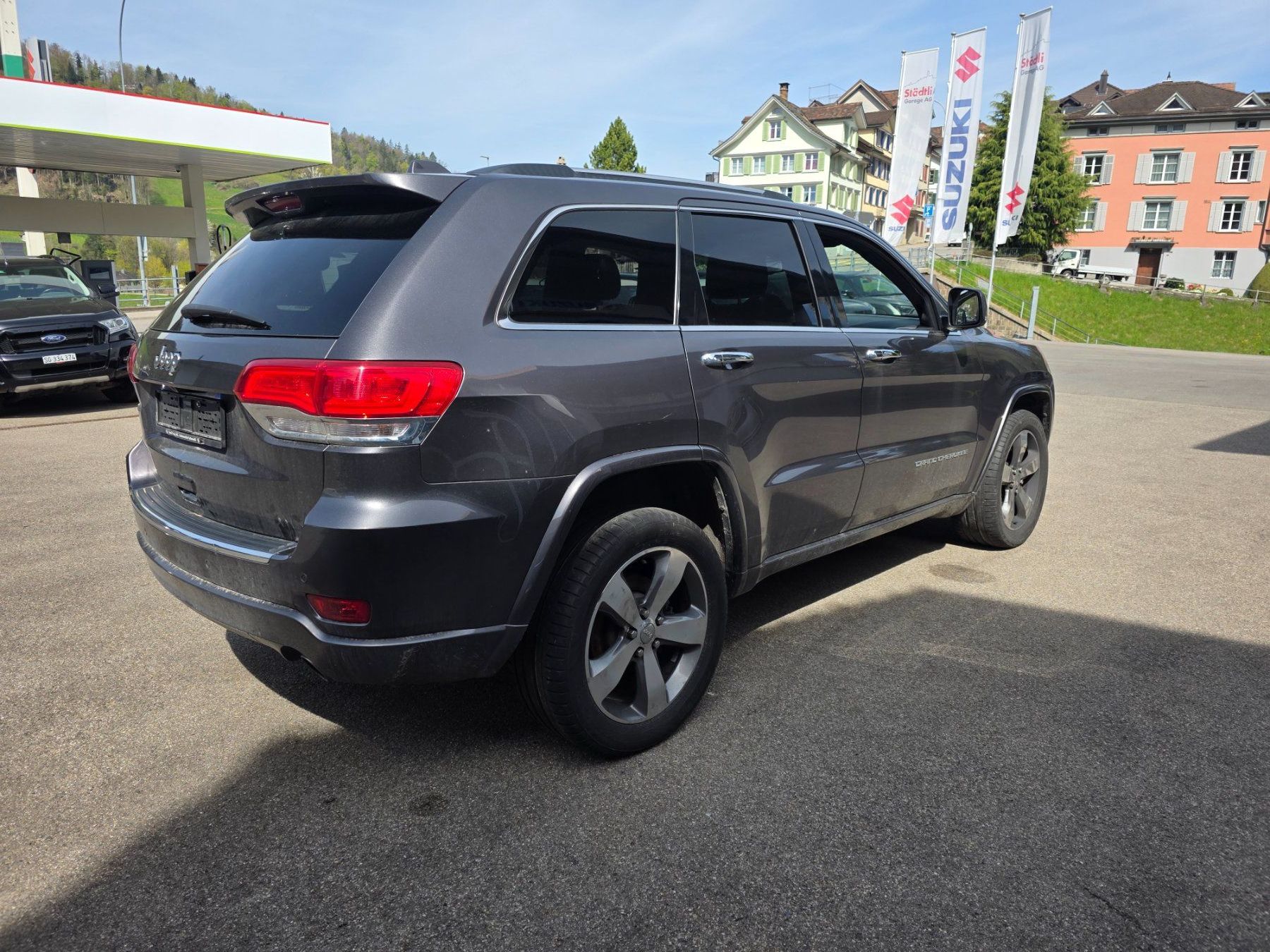 Jeep Autos: Jeep Grand Cherokee 3.0 CRD 4x4 – Defekt aus Brunnadern von stbba 1