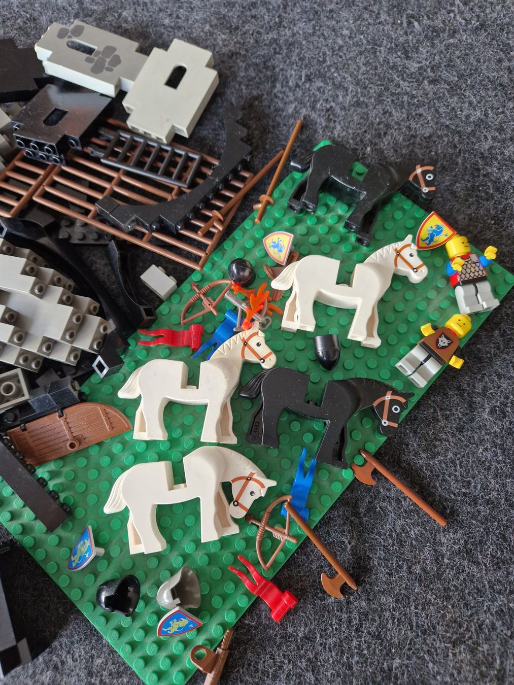 Lego Baukästen: Lego Ritter 80/90er – Gebraucht aus Hochdorf von Shauni 1