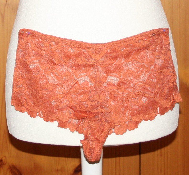 Sonstige Unterwäsche: Hose rost Gr. L (35) – Gebraucht aus Flüelen von Diversicum-Textil