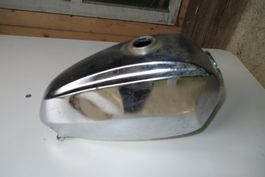 Mofa / Töffli Tank Puch ? Sachs ?