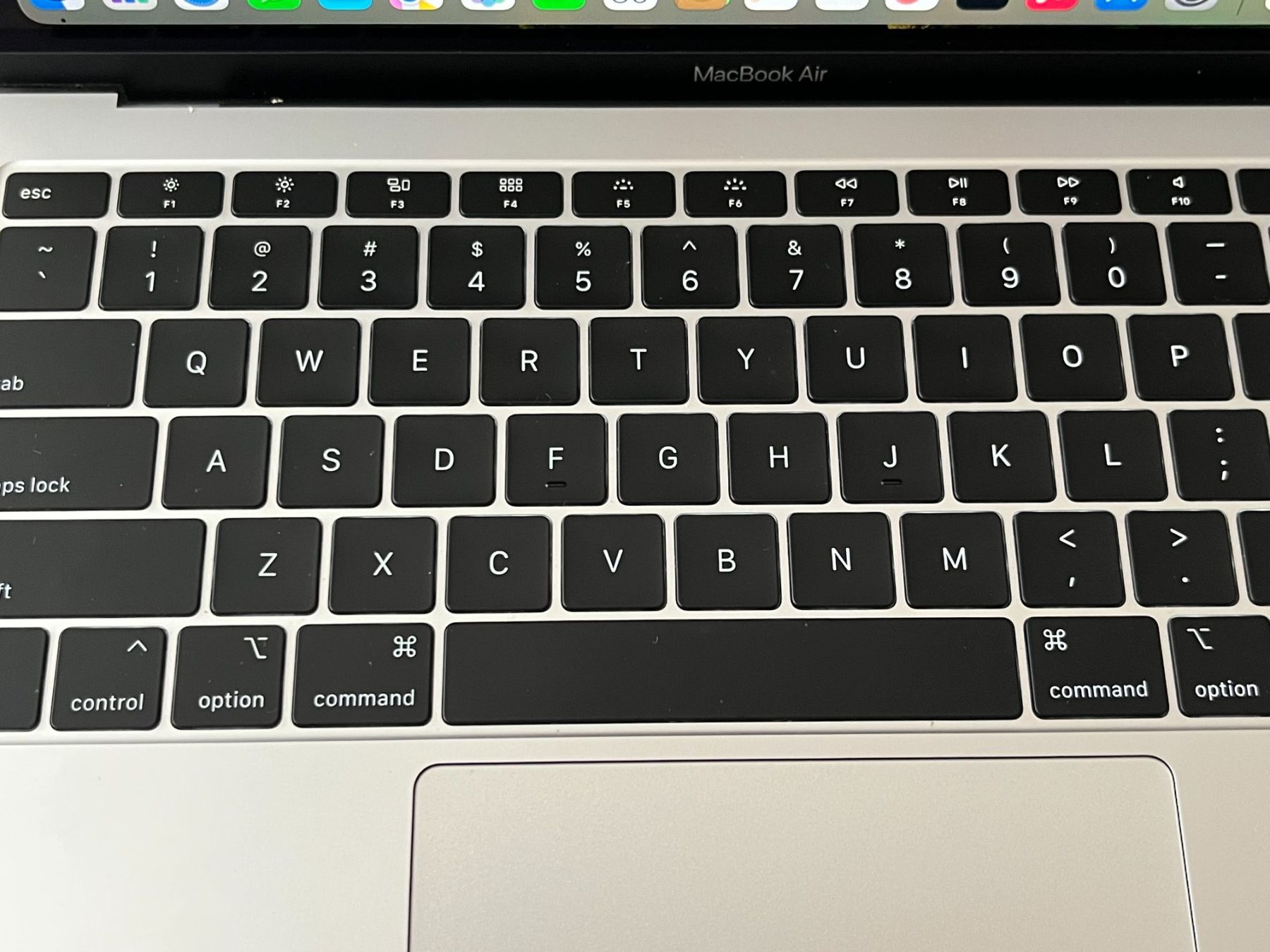 Apple Notebooks: MacBook Air 13 Zoll 2019 Touch – Gebraucht aus Winterthur von fla_hwg8 5
