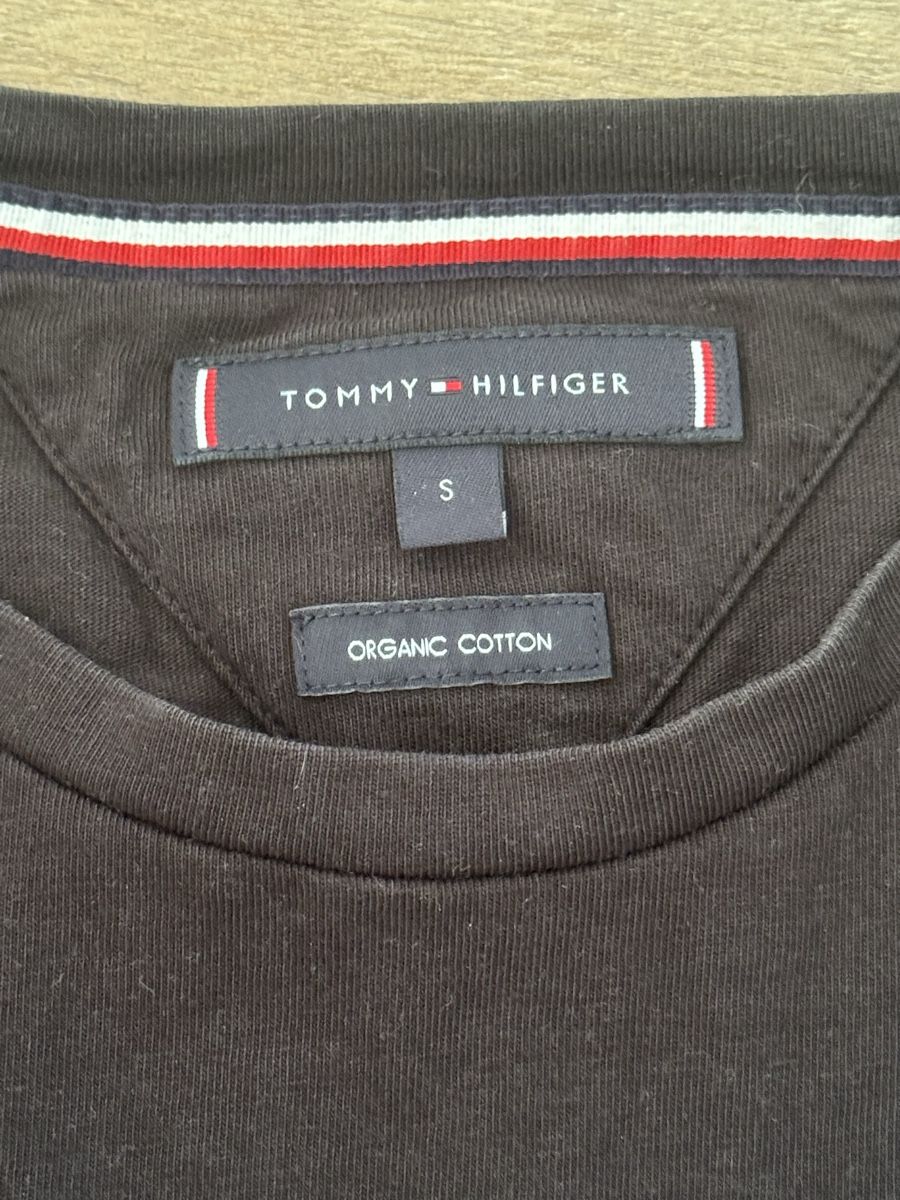 Tommy Hilfiger T-shirt: Tommy hilfiger t shirt S – Usato da Sierre venduto da jen_w8vt 2