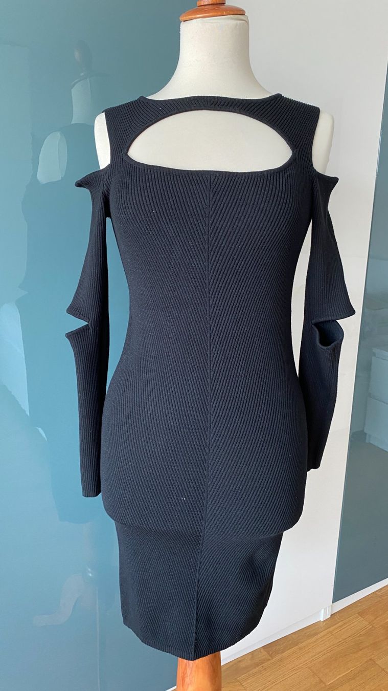 Vestiti: Strickkleid Damen S wie neu – Usato da Dübendorf venduto da Levintreyer 1